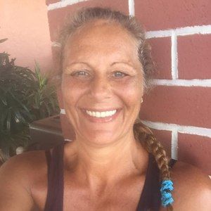 Meet your Posher, Pamela